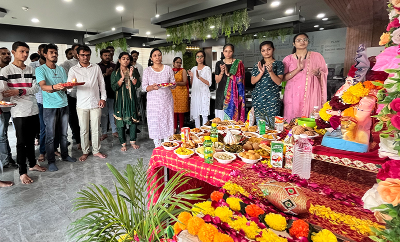 #Aarti
